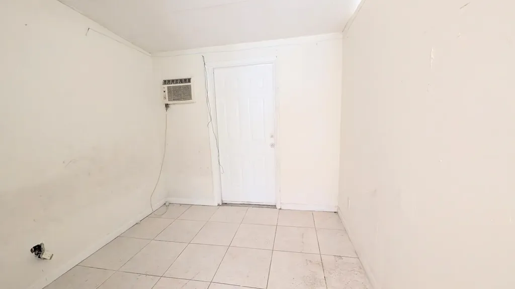 490 Tulip Tree Drive Lake Worth FL 33462