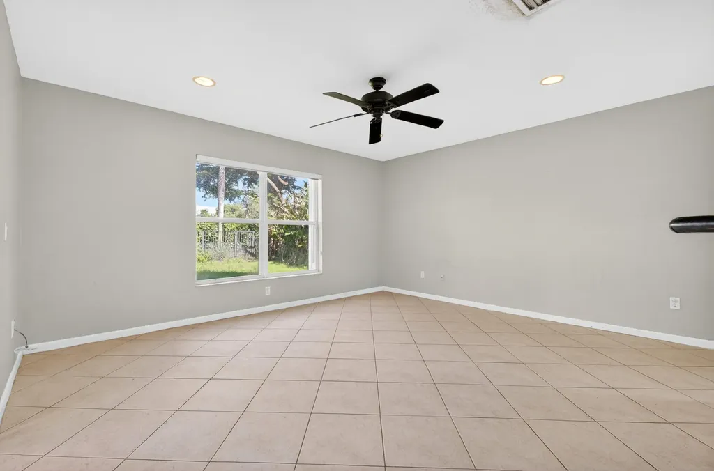610 Peppergrass Run Royal Palm Beach FL 33411