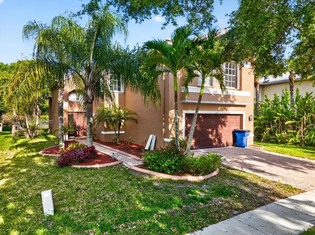 610 Peppergrass Run Royal Palm Beach FL 33411