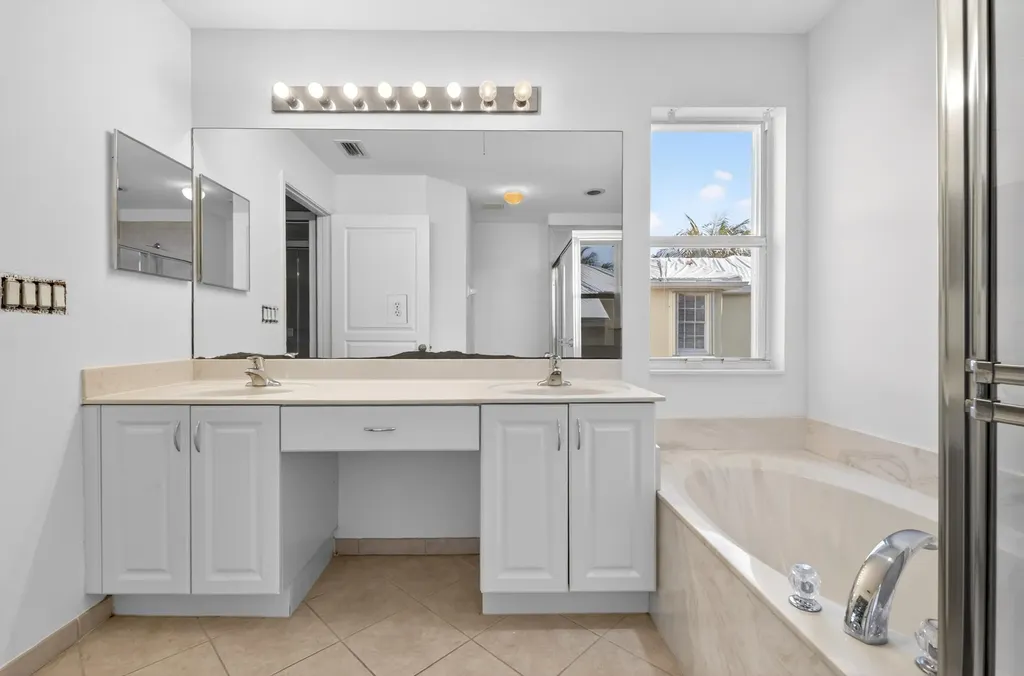 610 Peppergrass Run Royal Palm Beach FL 33411