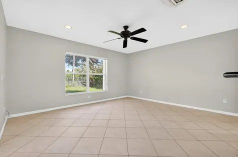 610 Peppergrass Run Royal Palm Beach FL 33411