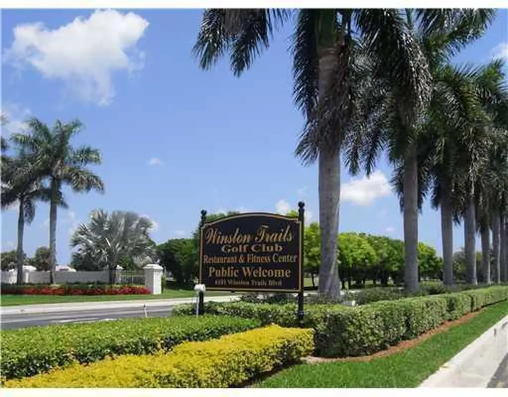6292 Shadow Tree Lane Lake Worth FL 33463