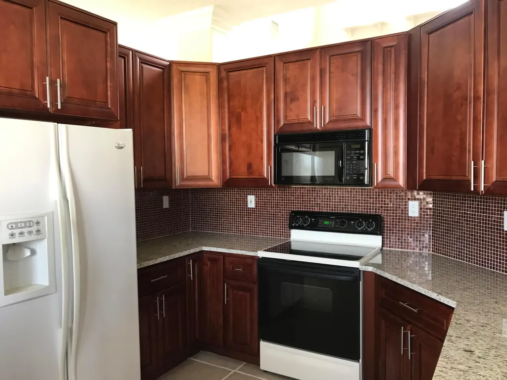 6292 Shadow Tree Lane Lake Worth FL 33463