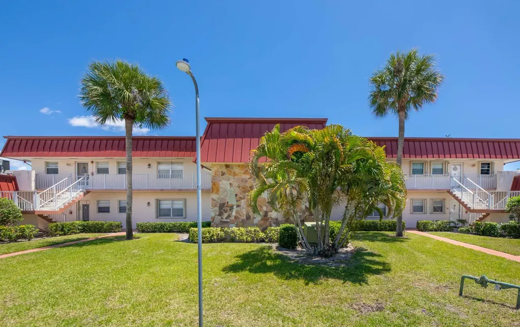 12016 S Greenway Circle Circle S Royal Palm Beach FL 33411