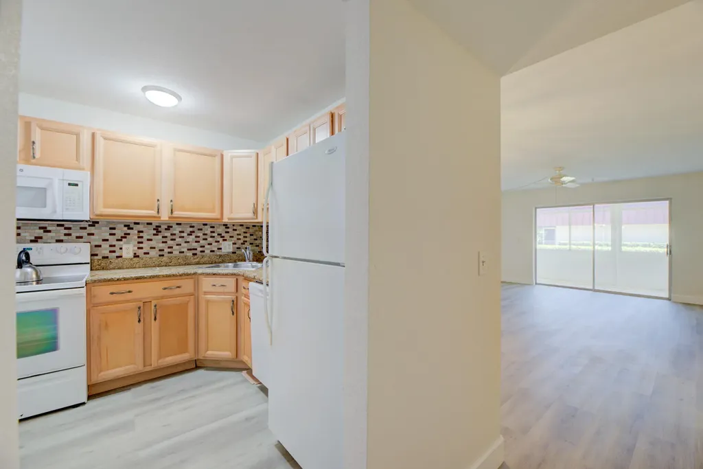 12016 S Greenway Circle Circle S Royal Palm Beach FL 33411