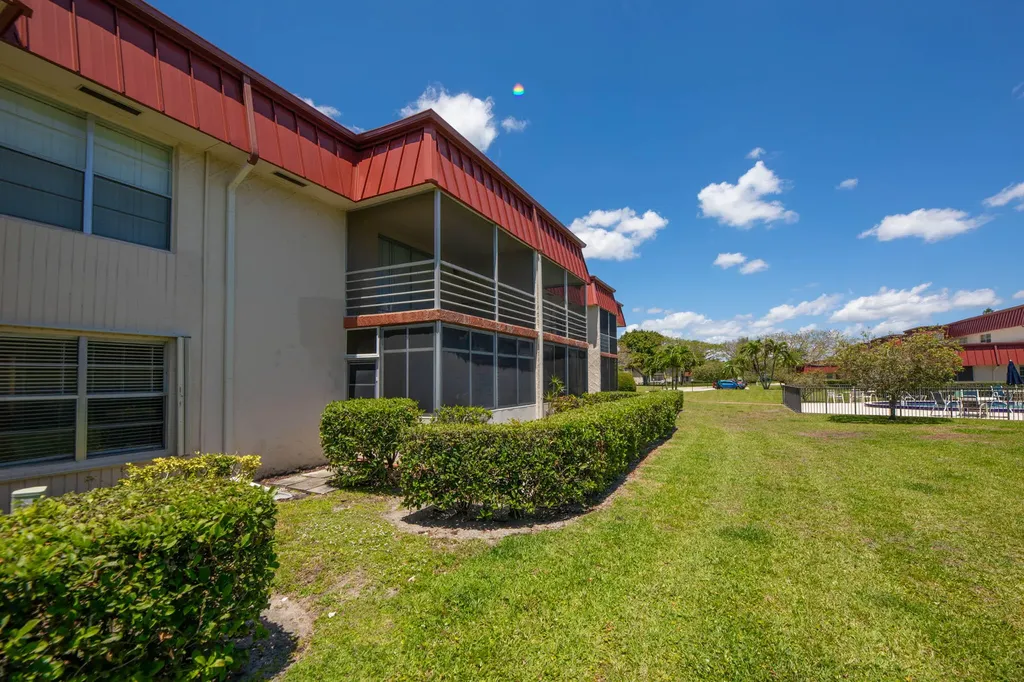 12016 S Greenway Circle Circle S Royal Palm Beach FL 33411