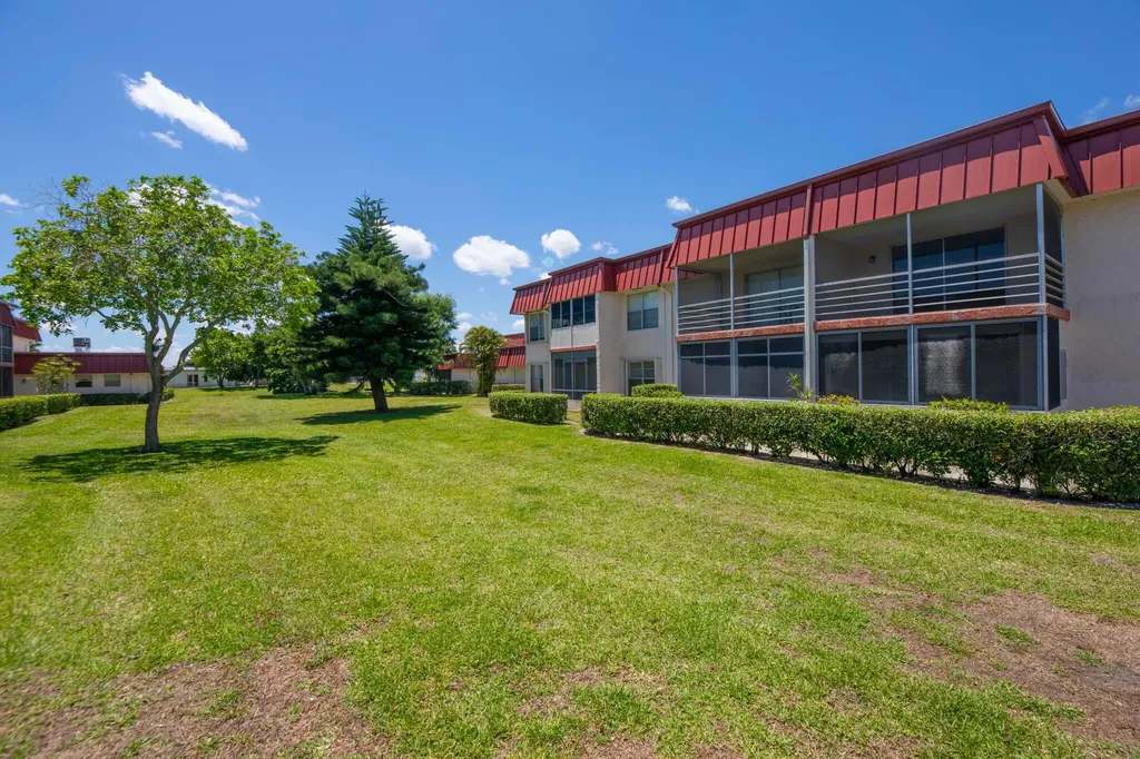 12016 S Greenway Circle Circle S Royal Palm Beach FL 33411