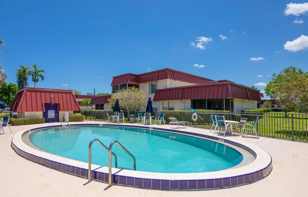 12016 S Greenway Circle Circle S Royal Palm Beach FL 33411