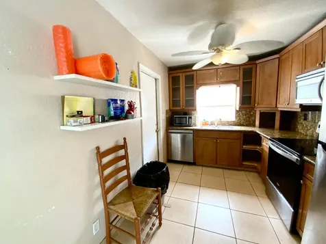 7922 SW 5th Street North Lauderdale FL 33068