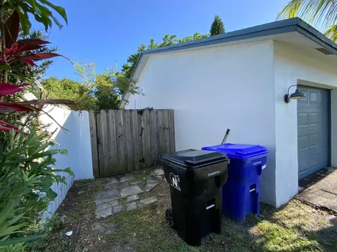 7922 SW 5th Street North Lauderdale FL 33068