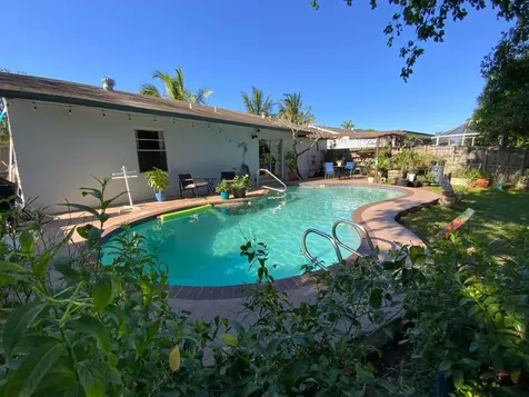 7922 SW 5th Street North Lauderdale FL 33068