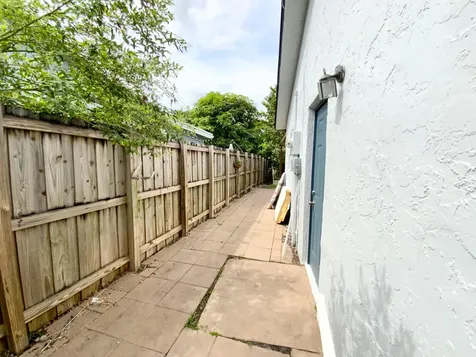 7922 SW 5th Street North Lauderdale FL 33068