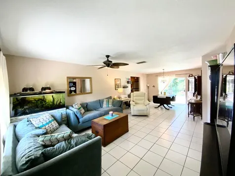 7922 SW 5th Street North Lauderdale FL 33068