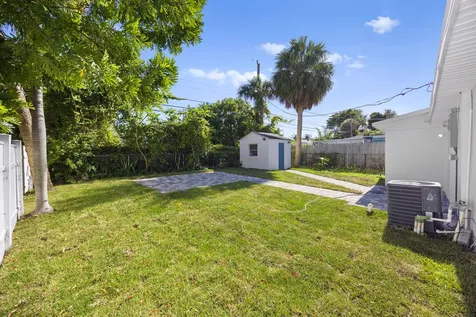143 E 23rd Street Riviera Beach FL 33404