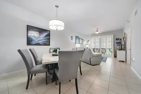 7623 Southampton Terrace Tamarac FL 33321