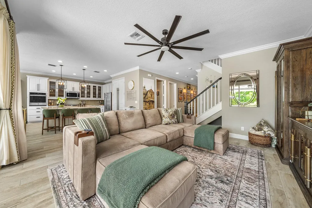 933 Deer Haven Drive Loxahatchee FL 33470