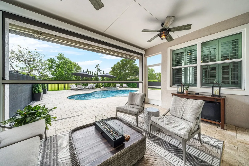 933 Deer Haven Drive Loxahatchee FL 33470