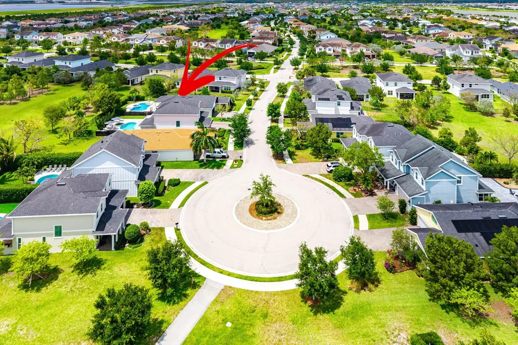 933 Deer Haven Drive Loxahatchee FL 33470