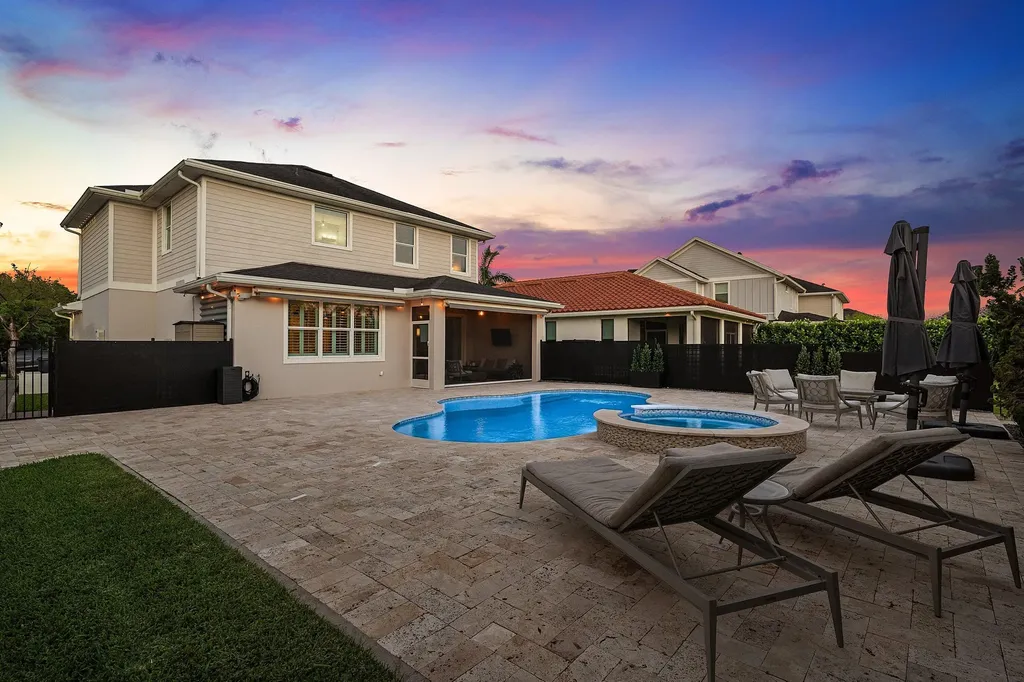 933 Deer Haven Drive Loxahatchee FL 33470