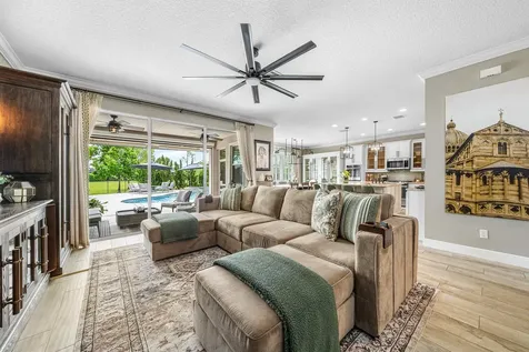 933 Deer Haven Drive Loxahatchee FL 33470