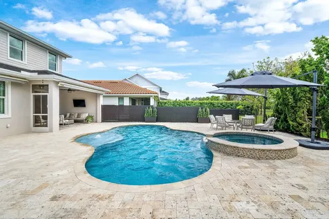 933 Deer Haven Drive Loxahatchee FL 33470
