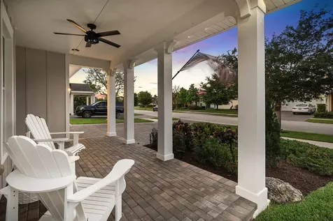 933 Deer Haven Drive Loxahatchee FL 33470