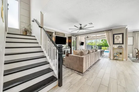 933 Deer Haven Drive Loxahatchee FL 33470