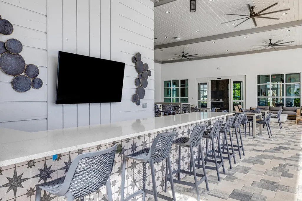 9329 SW Lorenzo Way Port St Lucie FL 34987