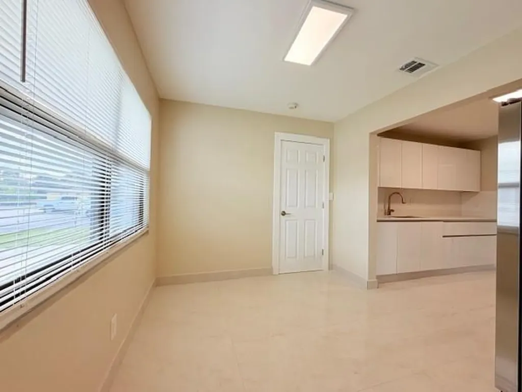 53 NE 16th Place Fort Lauderdale FL 33305