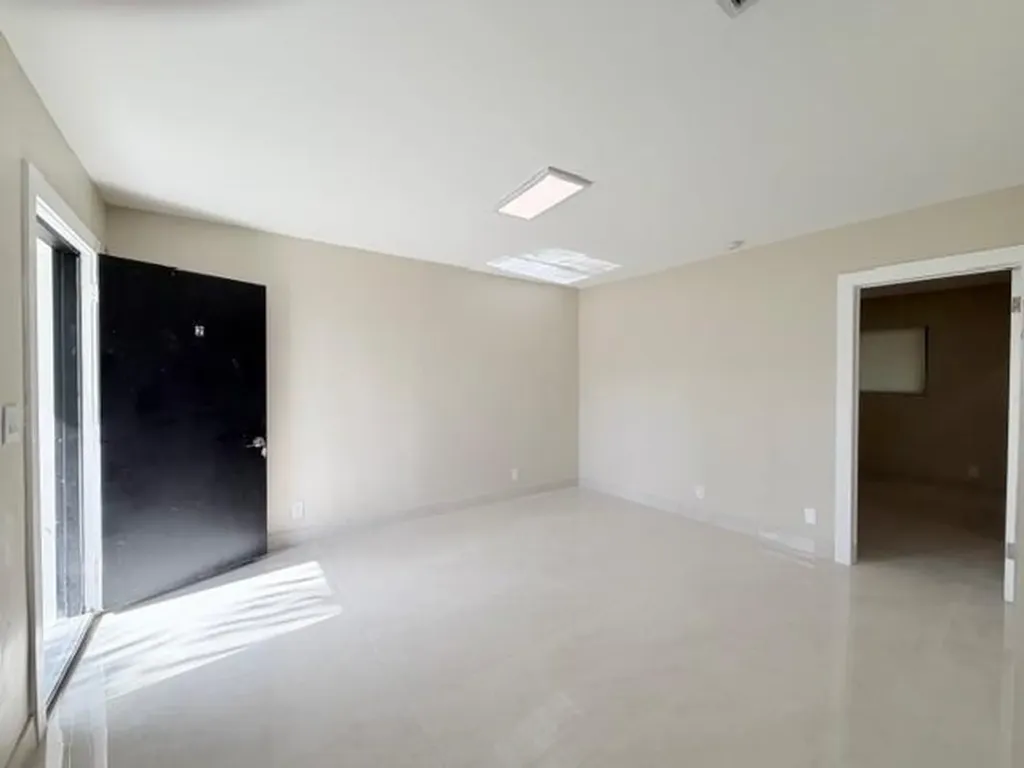 53 NE 16th Place Fort Lauderdale FL 33305