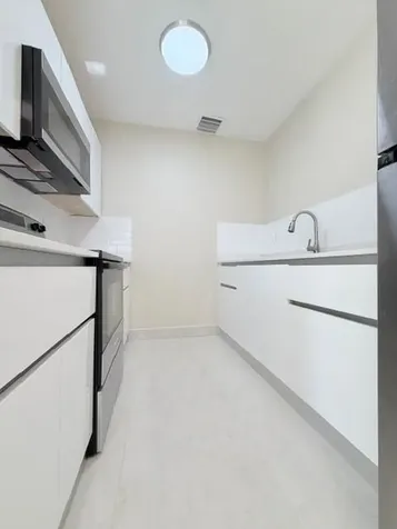 53 NE 16th Place Fort Lauderdale FL 33305