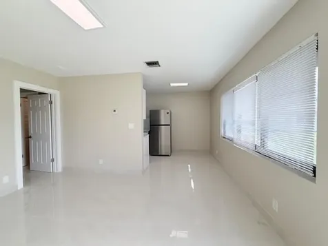 53 NE 16th Place Fort Lauderdale FL 33305