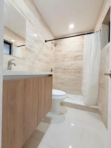 53 NE 16th Place Fort Lauderdale FL 33305