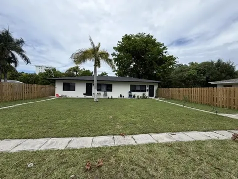 53 NE 16th Place Fort Lauderdale FL 33305