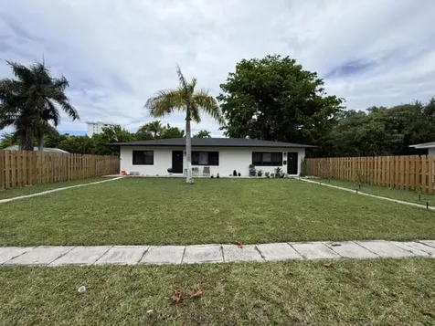 53 NE 16th Place Fort Lauderdale FL 33305