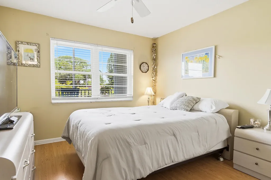 1502 S Lakeside Drive Lake Worth Beach FL 33460