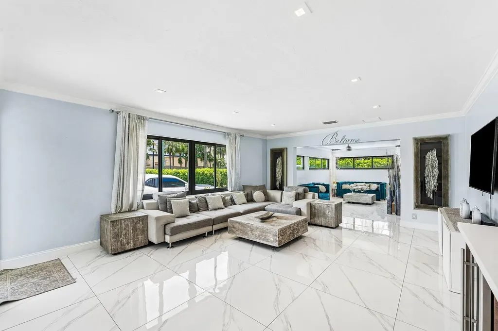 201 NE 26th Avenue Pompano Beach FL 33062