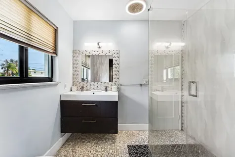 201 NE 26th Avenue Pompano Beach FL 33062