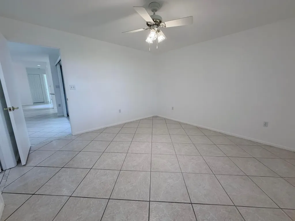 2562 NW 82nd Terrace Coral Springs FL 33065