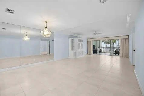 1903 Bay Road Vero Beach FL 32963