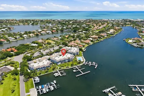 1903 Bay Road Vero Beach FL 32963