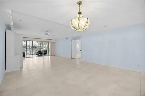 1903 Bay Road Vero Beach FL 32963