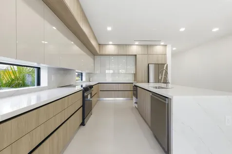 821 SW 1st Street Fort Lauderdale FL 33312