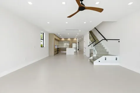 821 SW 1st Street Fort Lauderdale FL 33312