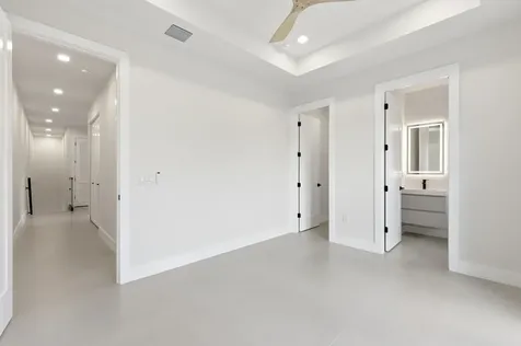 821 SW 1st Street Fort Lauderdale FL 33312