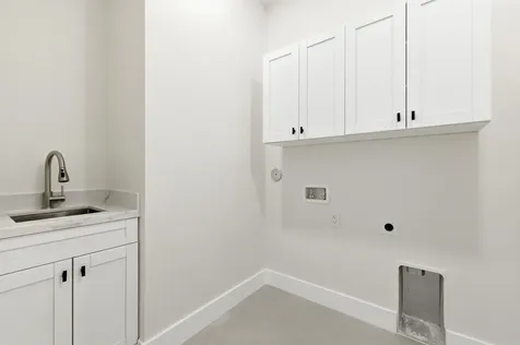 821 SW 1st Street Fort Lauderdale FL 33312