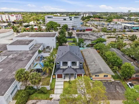 821 SW 1st Street Fort Lauderdale FL 33312