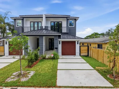 821 SW 1st Street Fort Lauderdale FL 33312