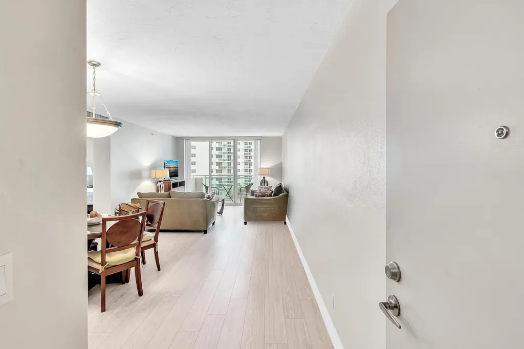 3000 S Ocean Drive Hollywood FL 33019