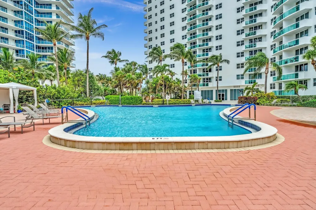 3000 S Ocean Drive Hollywood FL 33019
